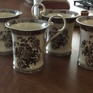 Burton Cups - 4